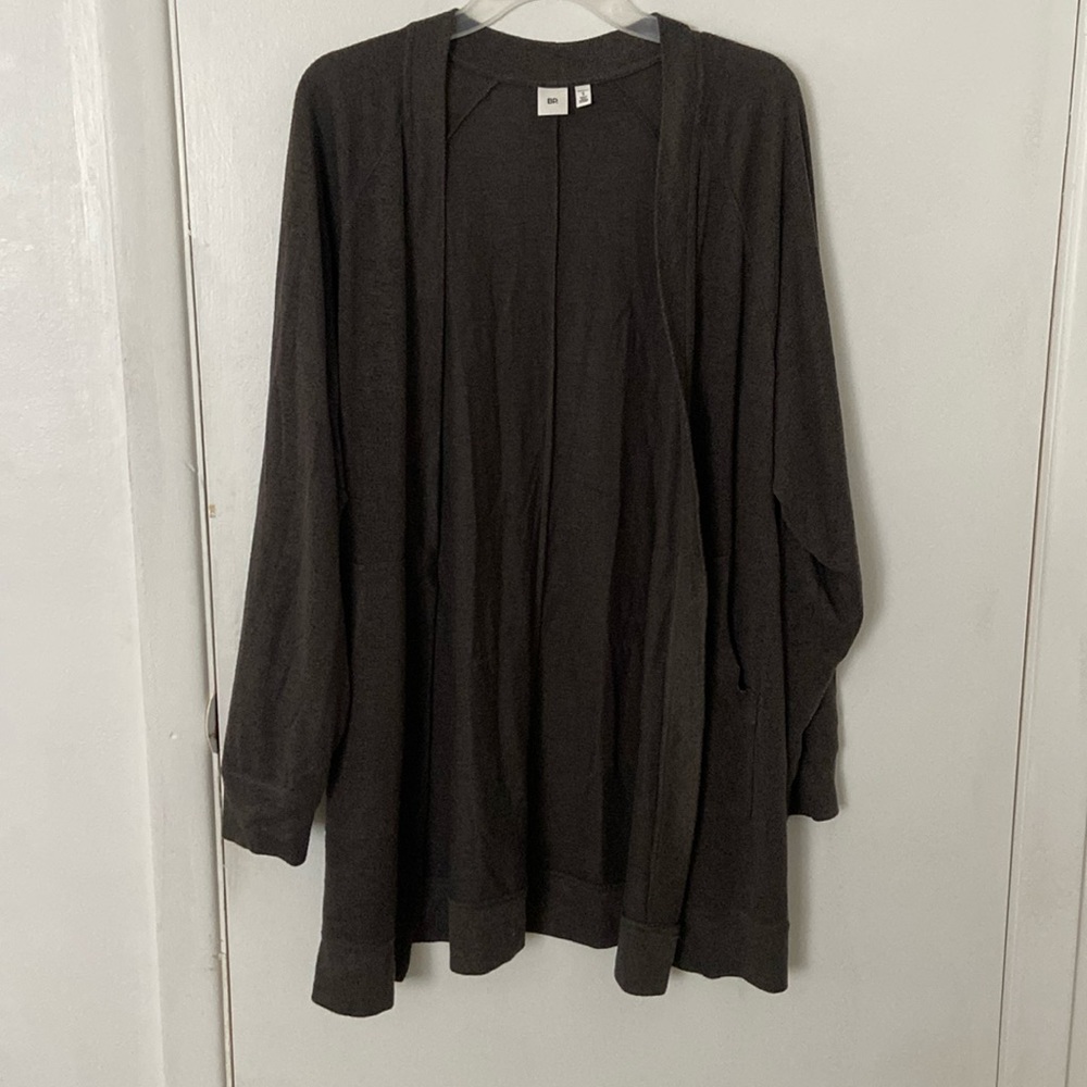 Women’s dark gray cardigan